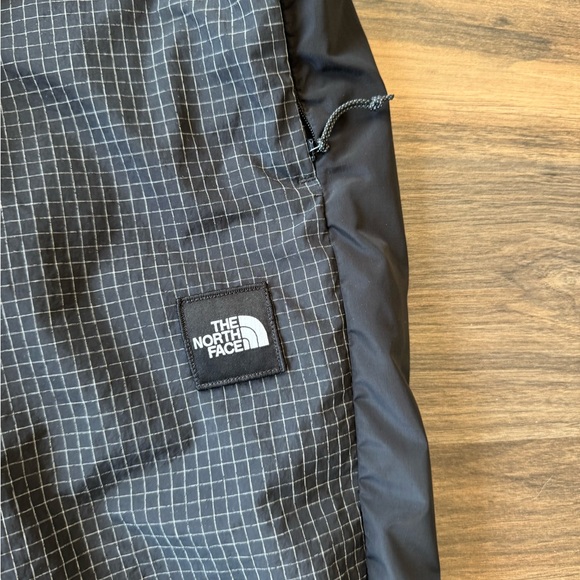 The North Face Windwall Nylon Jogger Pants sz M - Picture 3 of 5